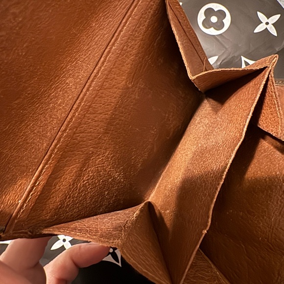 Louis Vuitton Elsie, trifold, wallet, Brown and Gold Monogram Wallet - Picture 7 of 8